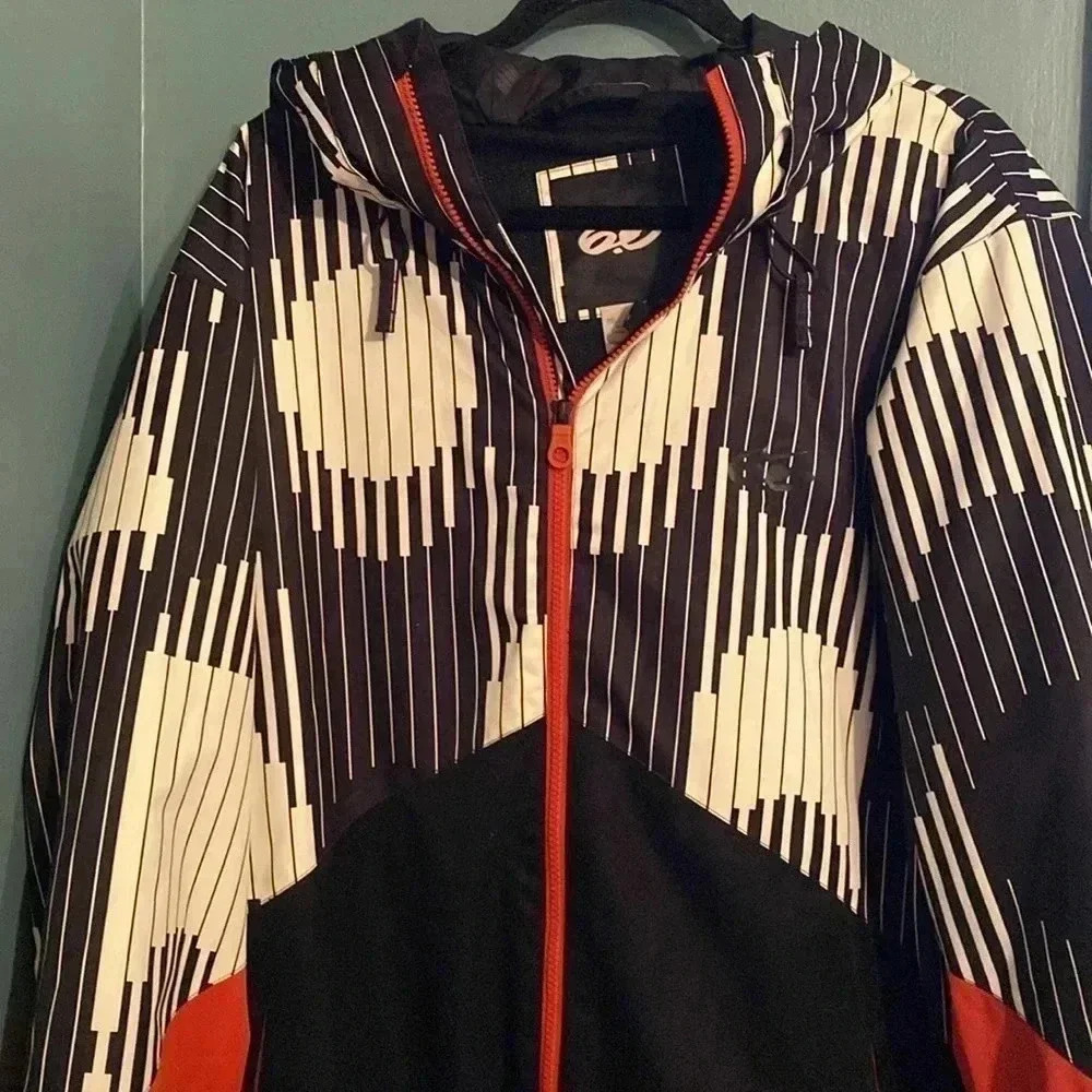 Nike 6.0 piano by Akroe men’s snow boarding jacket- size XXL - great condition - Picture 2 of 11